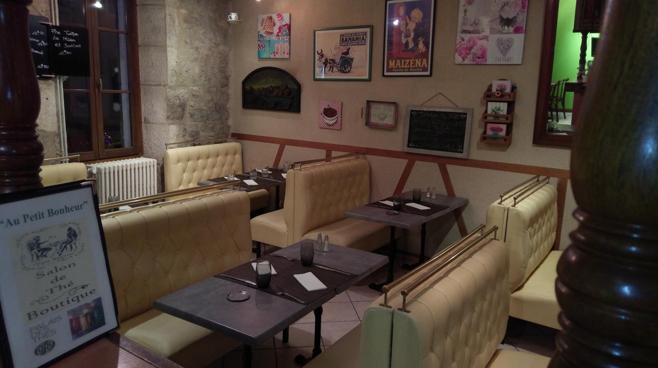 Logis De L'Europe Restaurant Le Cepage Corbigny Exterior foto