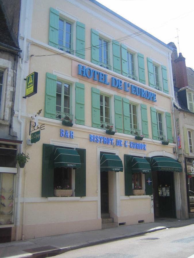 Logis De L'Europe Restaurant Le Cepage Corbigny Exterior foto